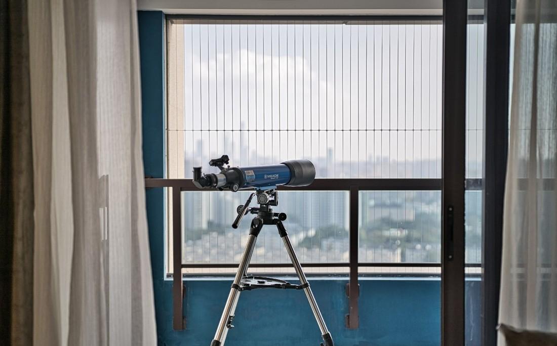 三原色装点的梦幻之家-28