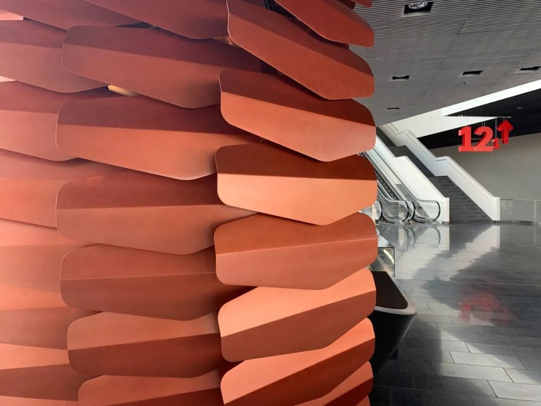 法兰克福展览馆“Loop”与“Shade & Shelter”商亭——现代展会空间中的视觉盛宴-4