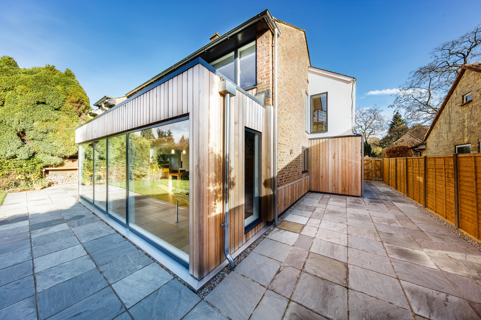 杨树路现代私宅 | 自然光与隐私控制的巧妙融合-11