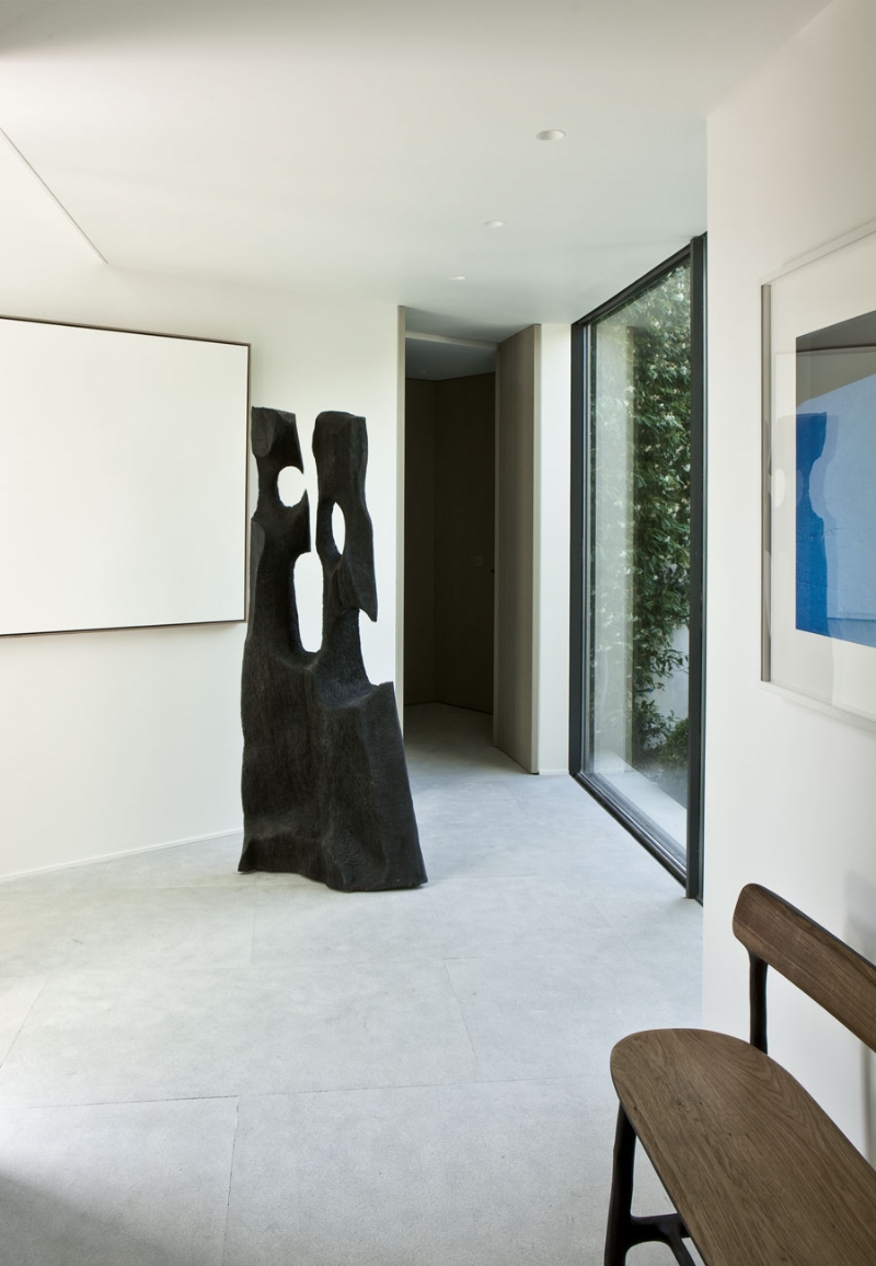 法国圣特·罗佩私人别墅 | 素雅简约主义之美-7