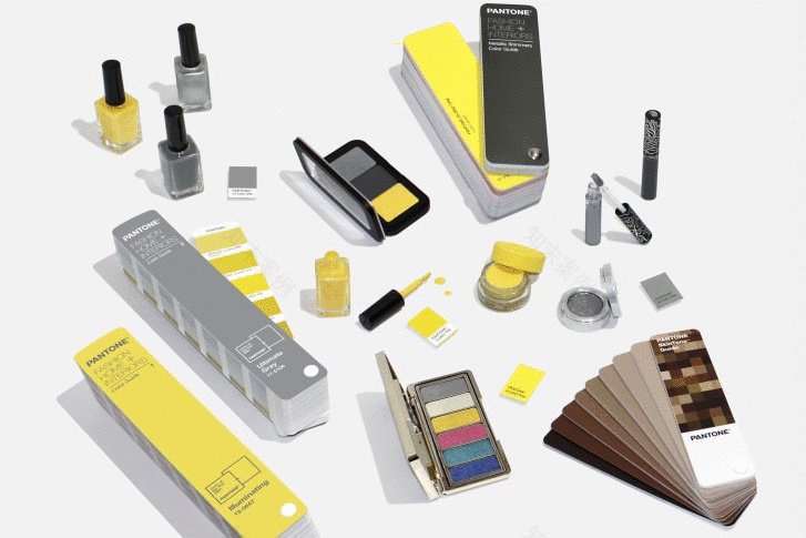 2021 年度流行色双灰黄设计应用解析-7