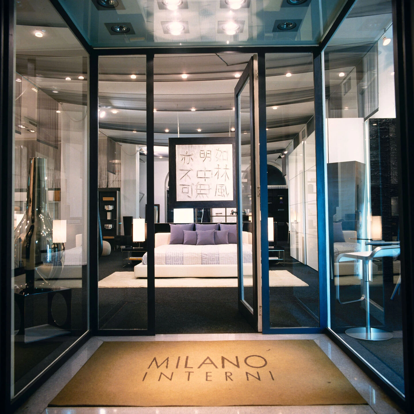 Design showroom in Milano-5