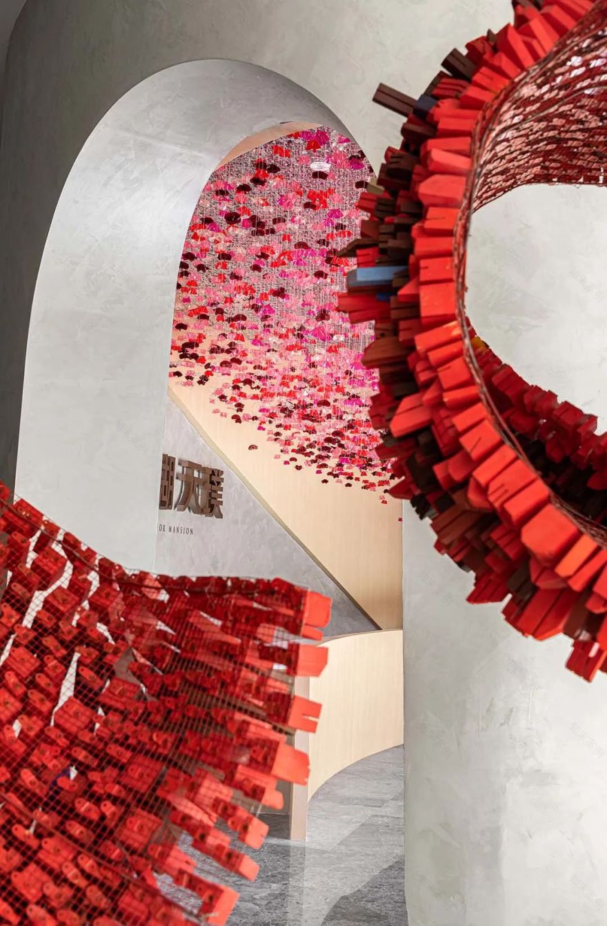 昆明龙湖·天璞售楼处 | 花都的浪漫共生-34