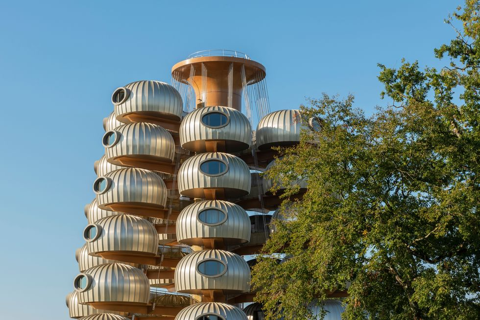 法国树状酒店「Château des Pères Hôtel Essenciel」——亲近自然的创新设计-13