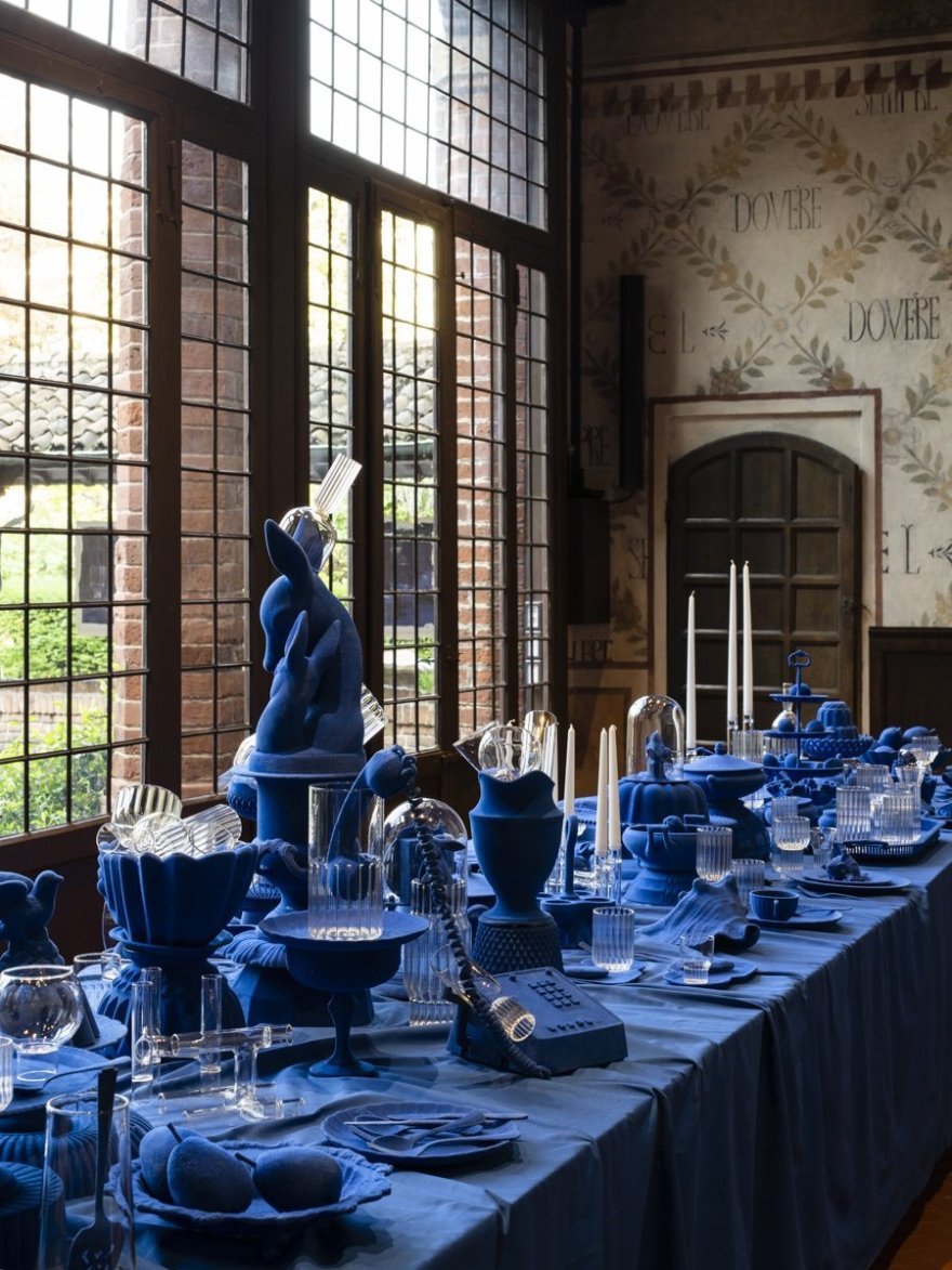 Fferrone sets an ultramarine banquet to explore timeless design-1
