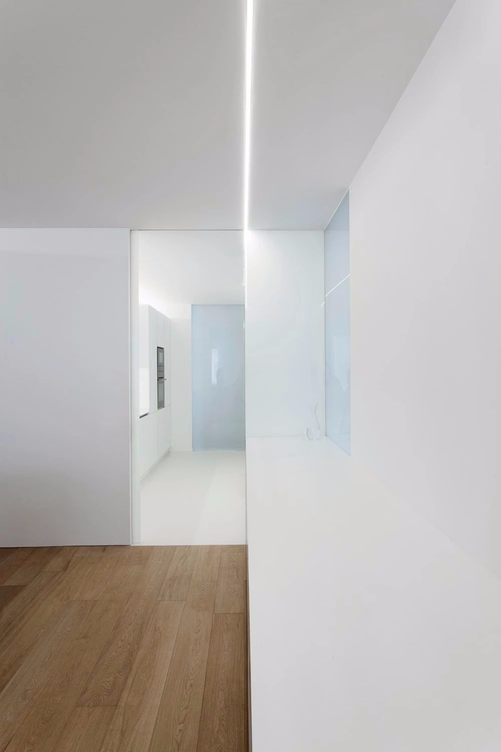 120平米的极简白公寓，用上灯带更美了！-23