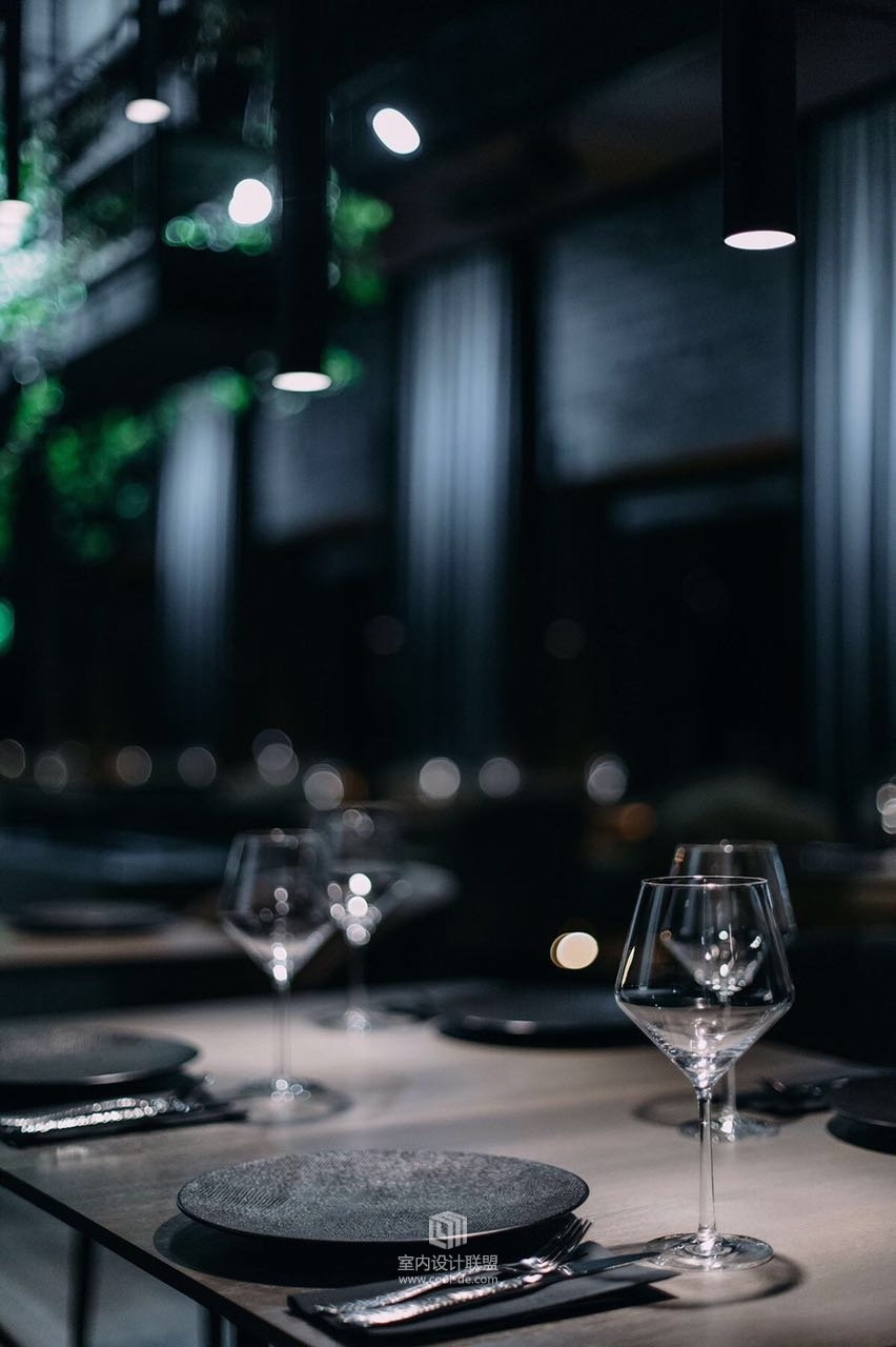 Tolstiy&Tonkiy餐厅-Yodezeen Design-42