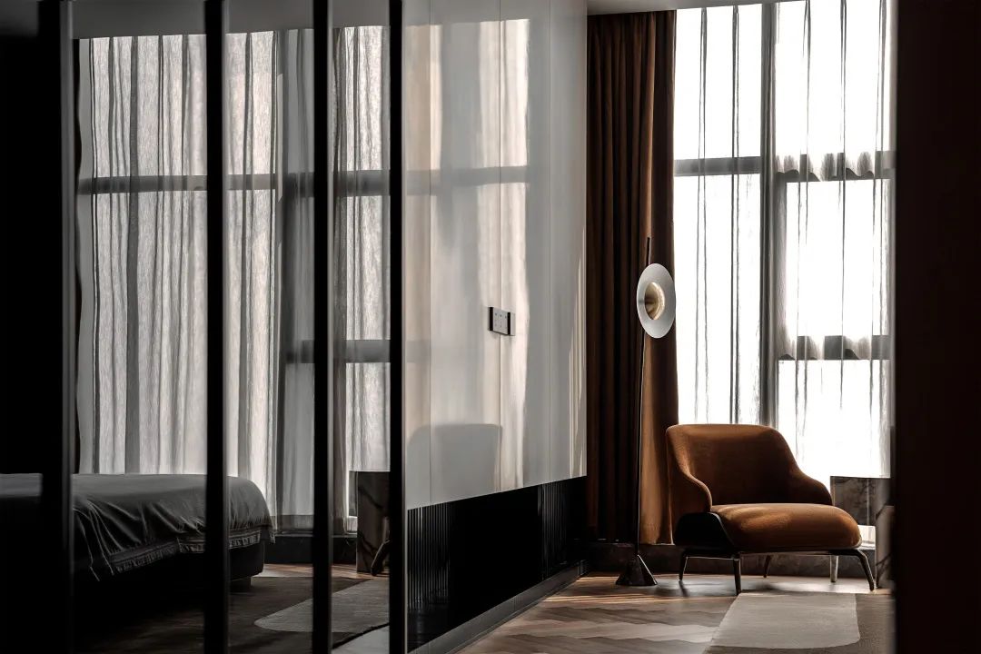 金悦府大平层样板间丨中国重庆丨里与外-32