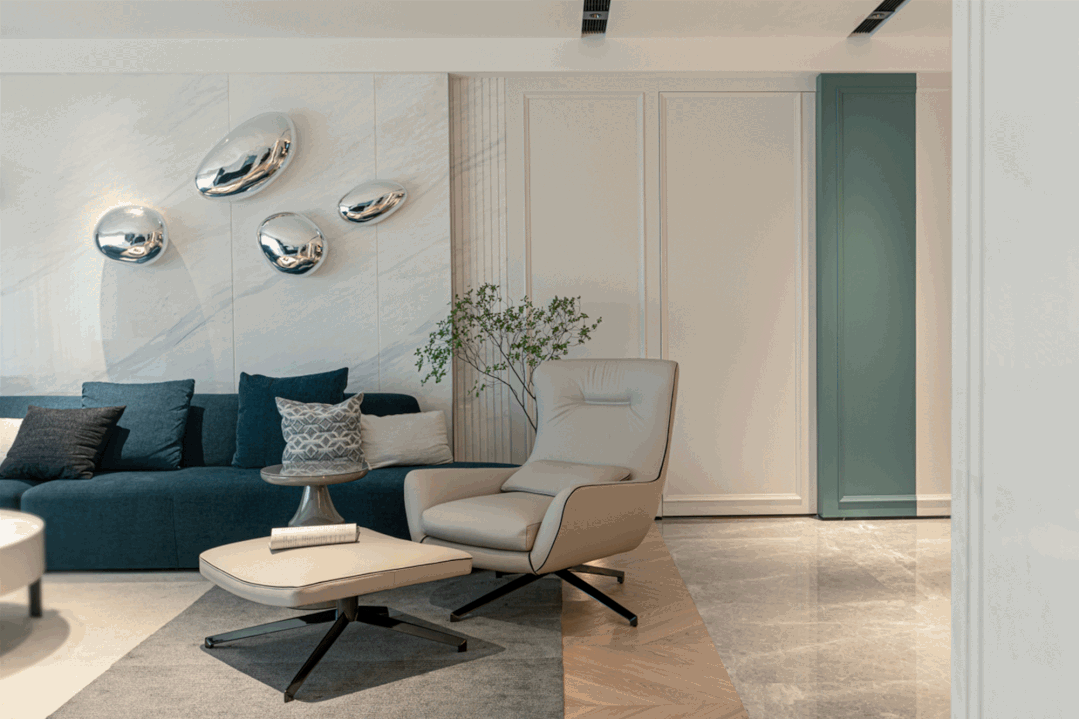 湖蓝之境 · 现代私宅的雅致与舒适丨乔金斯-11