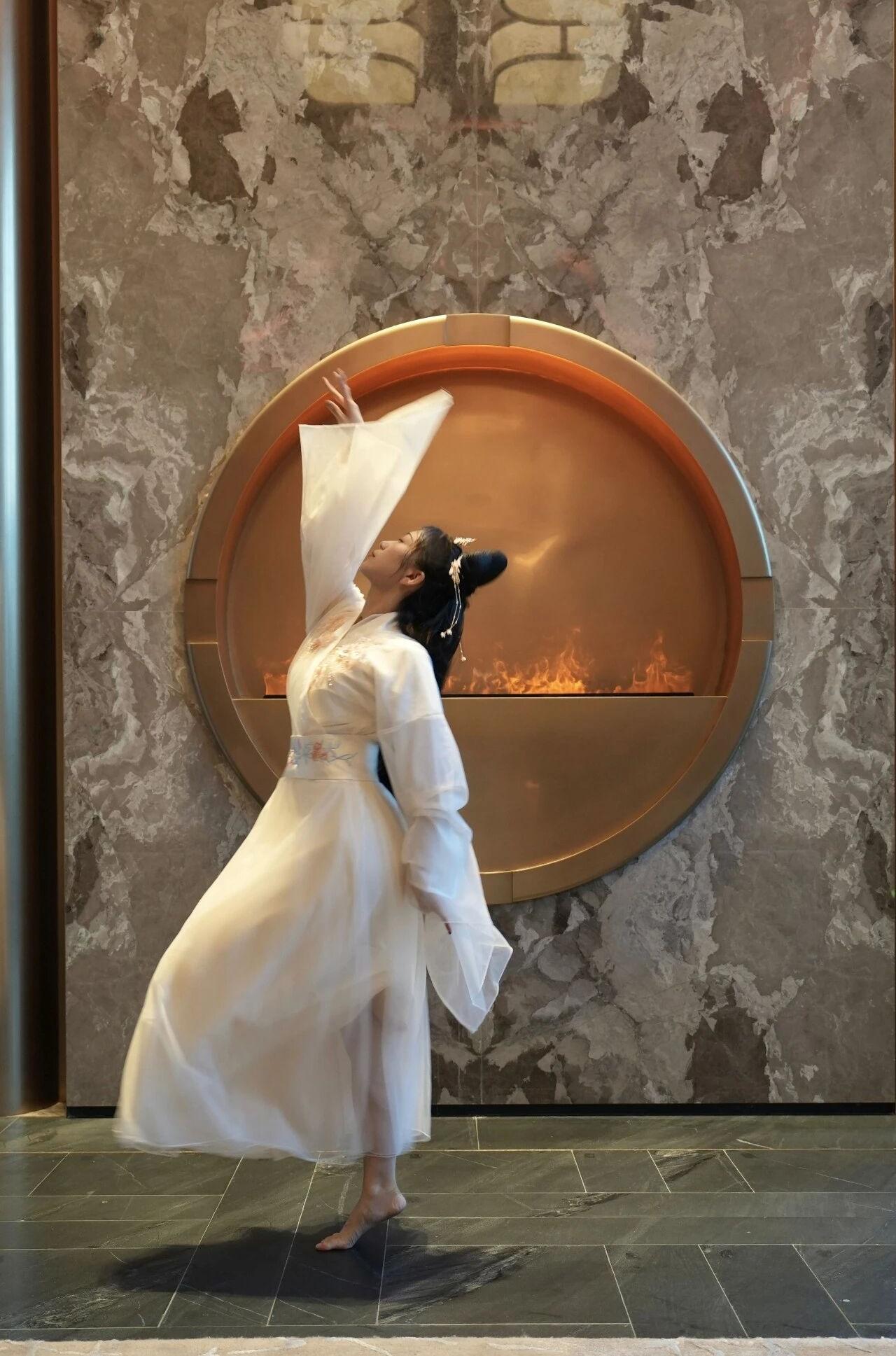 青岛美高梅华府酒店丨中国青岛丨Studio Munge(穆杰设计工作室)-4