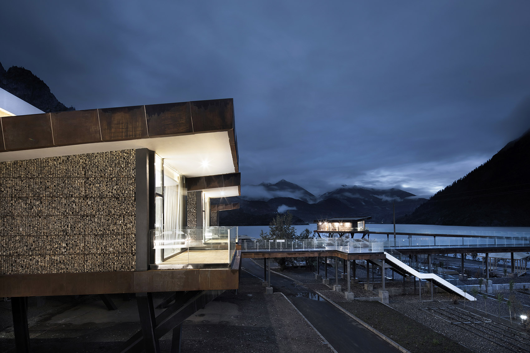 然乌湖国际自驾与房车营地，西藏 / 小隐建筑-86