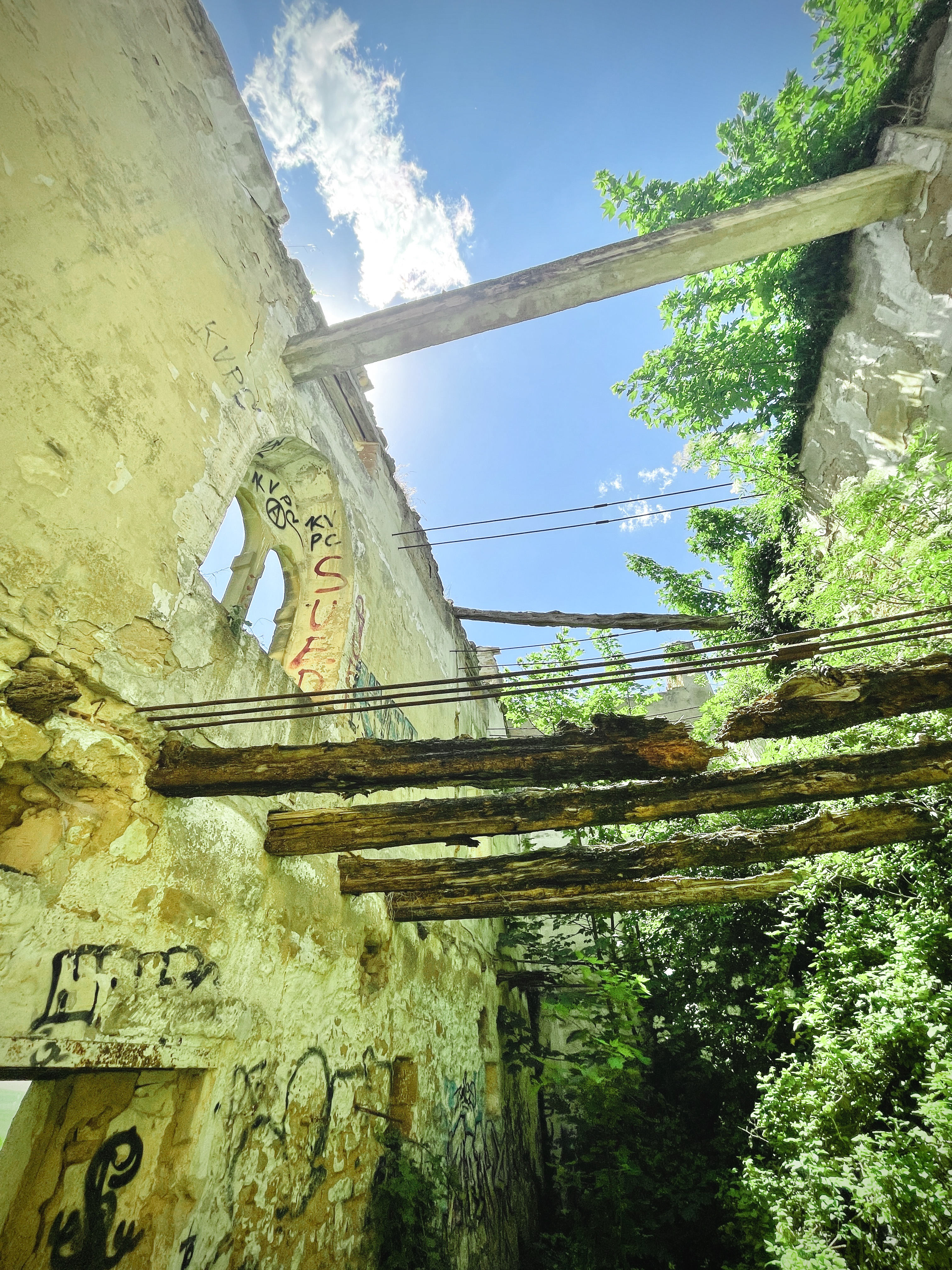 Restoration of the old Guendulain Palace.-14