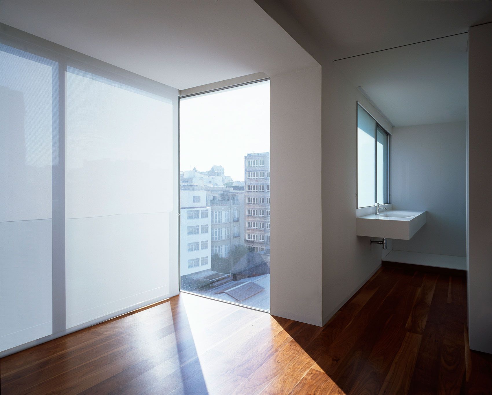 重塑 70 年代建筑，打造现代生活空间-10