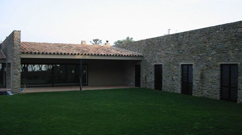 294C 独栋带泳池单户住宅丨西班牙赫罗纳丨AMOROS ARQUITECTES-12