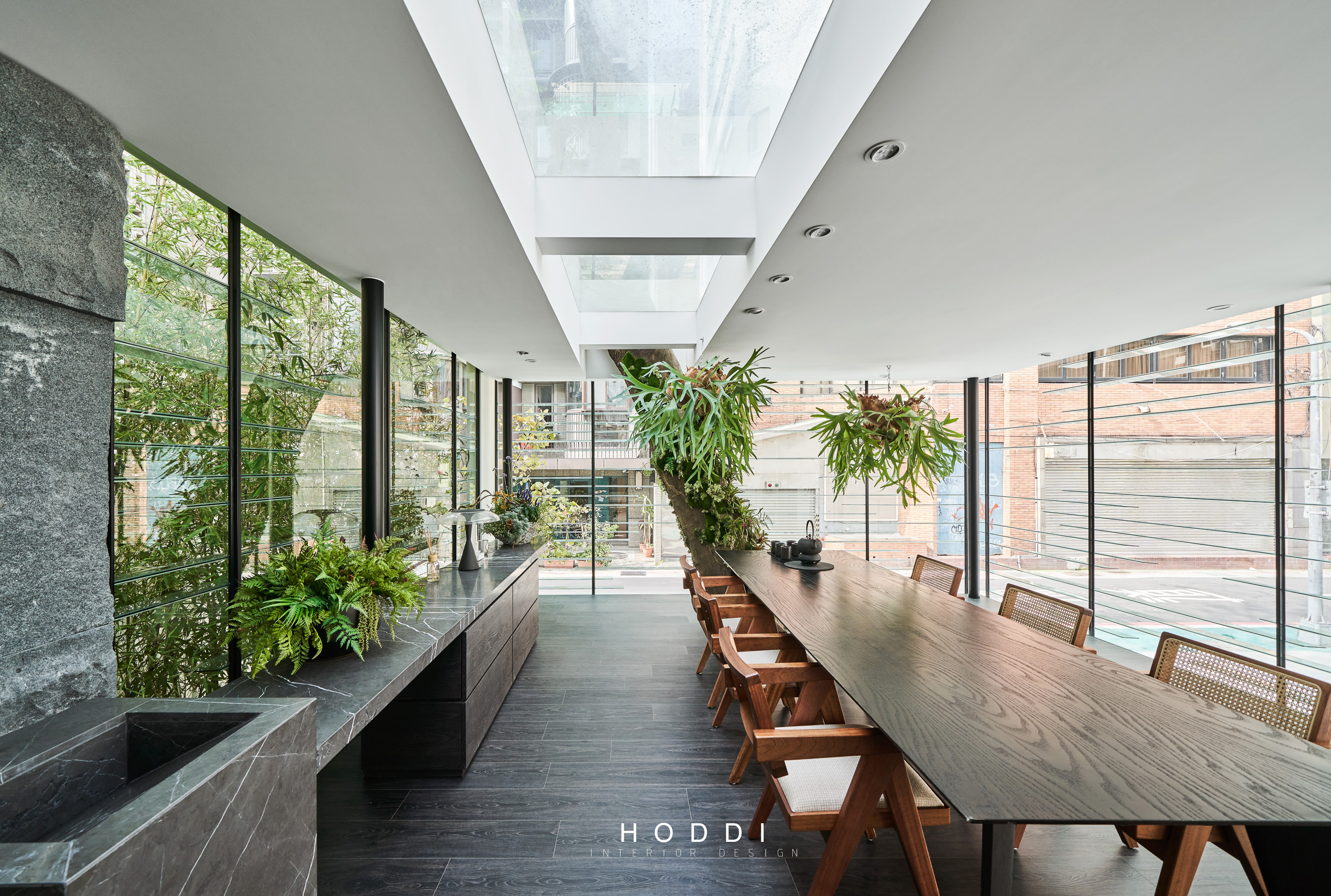 绿意盎然，古树下的茶室设计-9