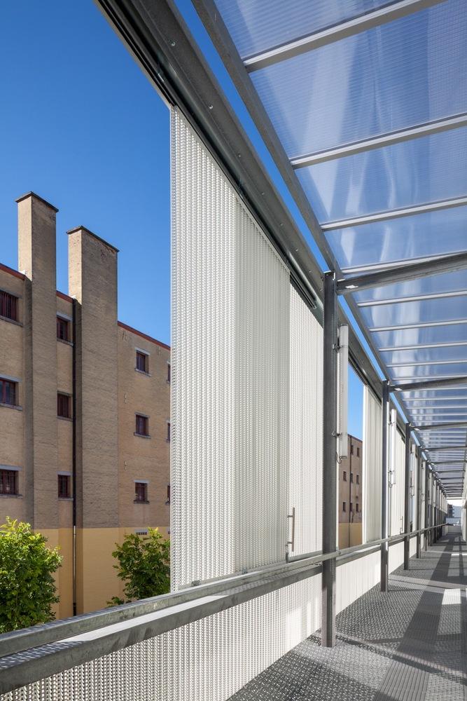 比利时十八世纪连栋住宅的现代翻新-21