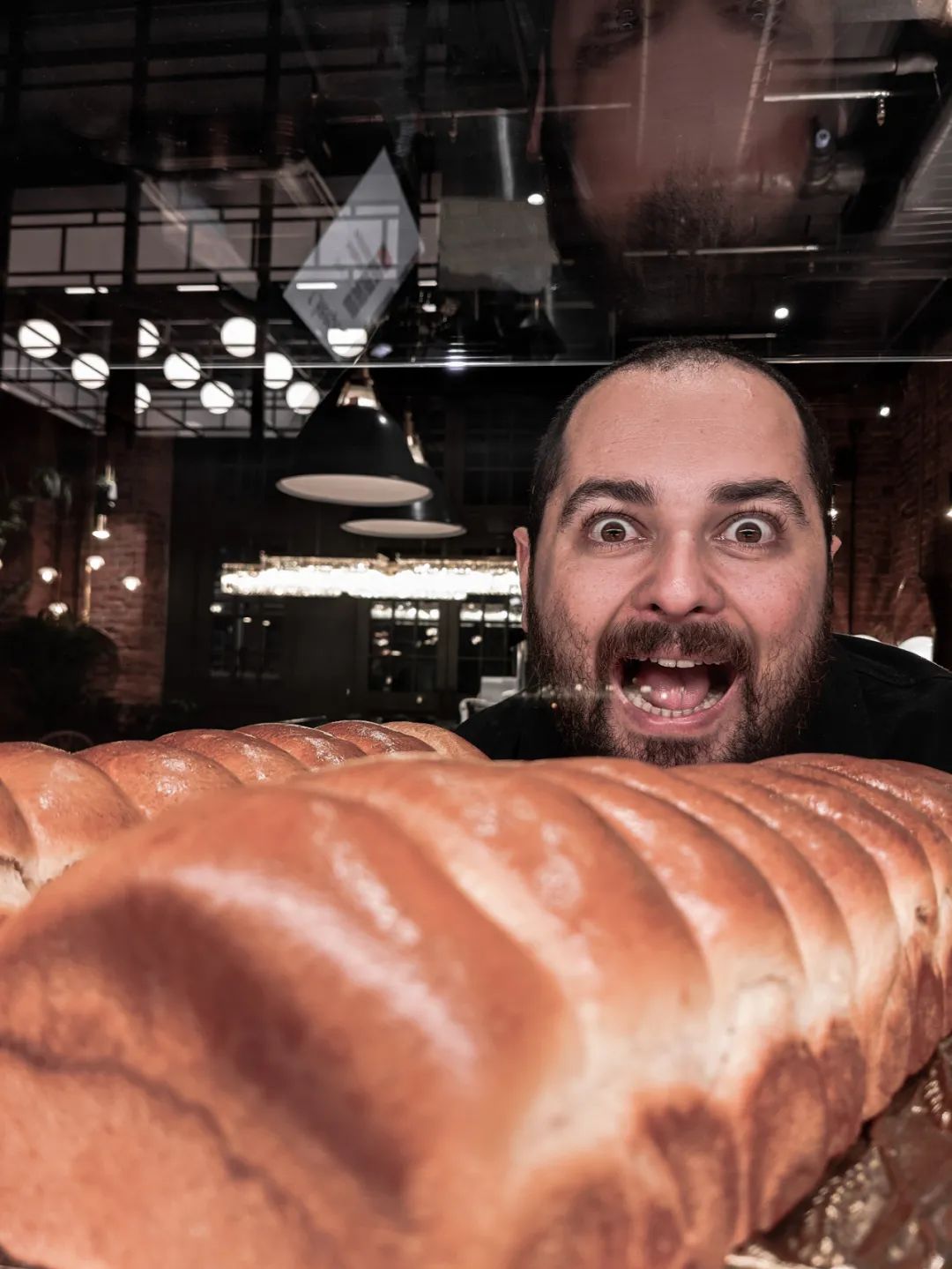 上世纪旧仓库爆改小酒馆，喝的不是酒，是历史的沉淀-26