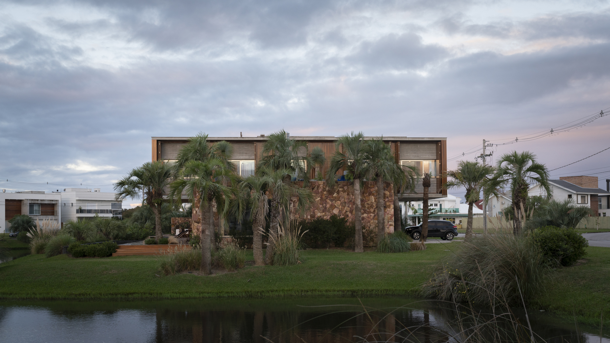 LSG #DM 住宅 | 混凝土棱镜与玻璃空间的互动-33