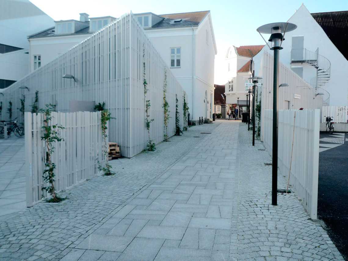 米泽尔法特储蓄银行新总部-3