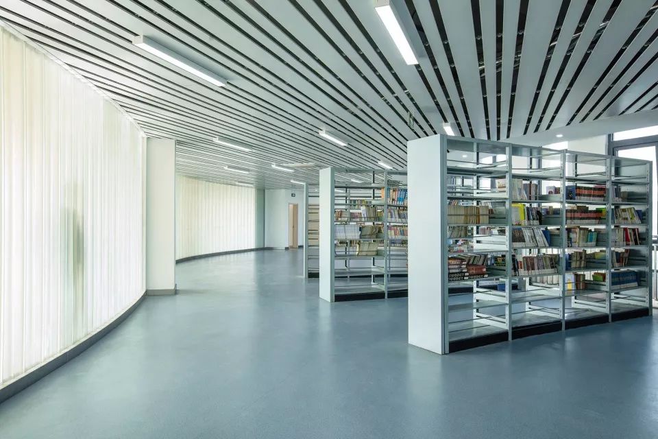 扬中市外国语中学分部丨普泛建筑工作室-43