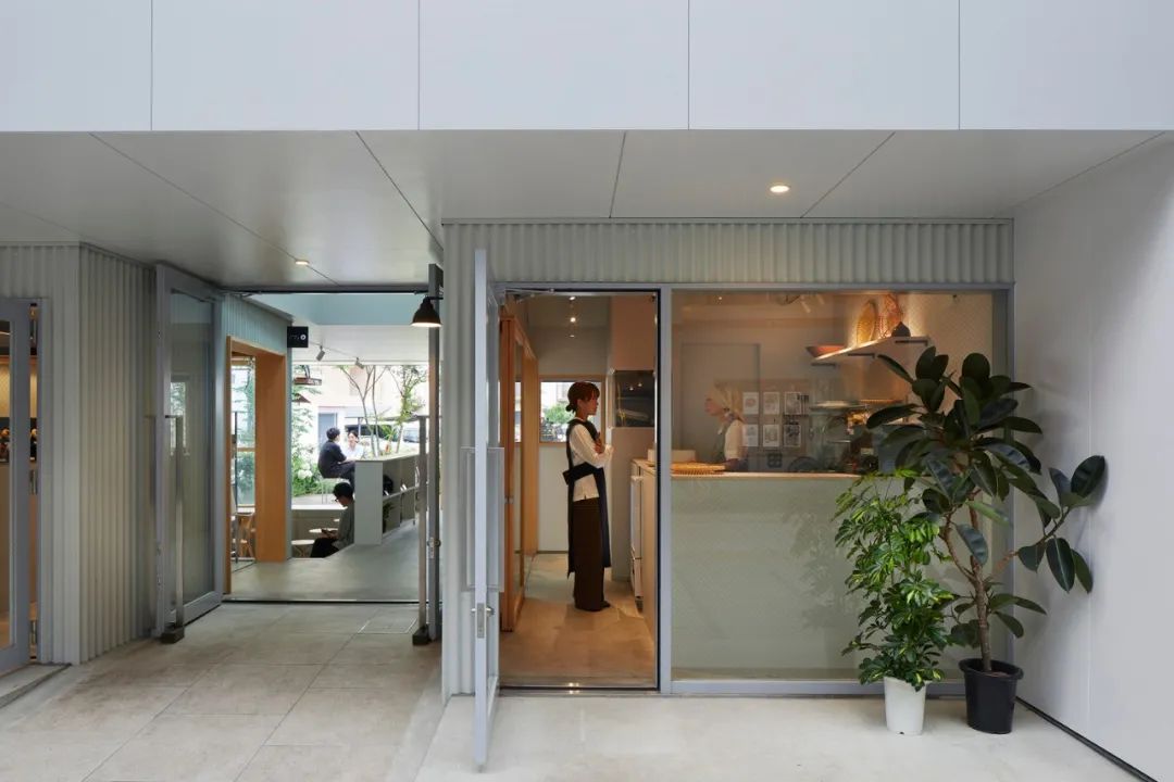 Oita 市中心的公园式咖啡店设计丨日本大分丨勾勾手设计网-21