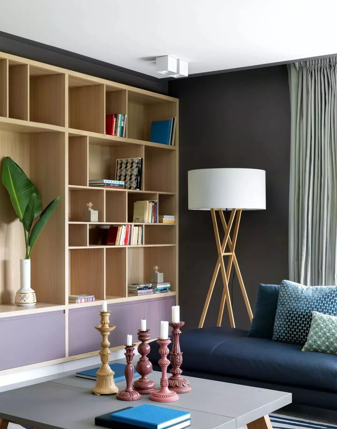 巴塞罗那多彩住宅,诠释欢乐氛围-8