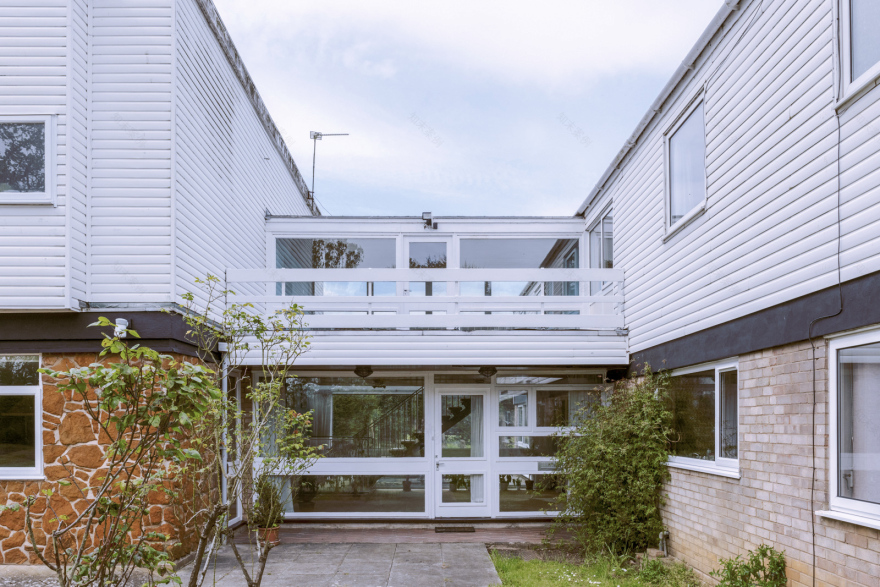 A prairie-style 1970s home is for sale in the Suffolk countryside - The Spaces-4