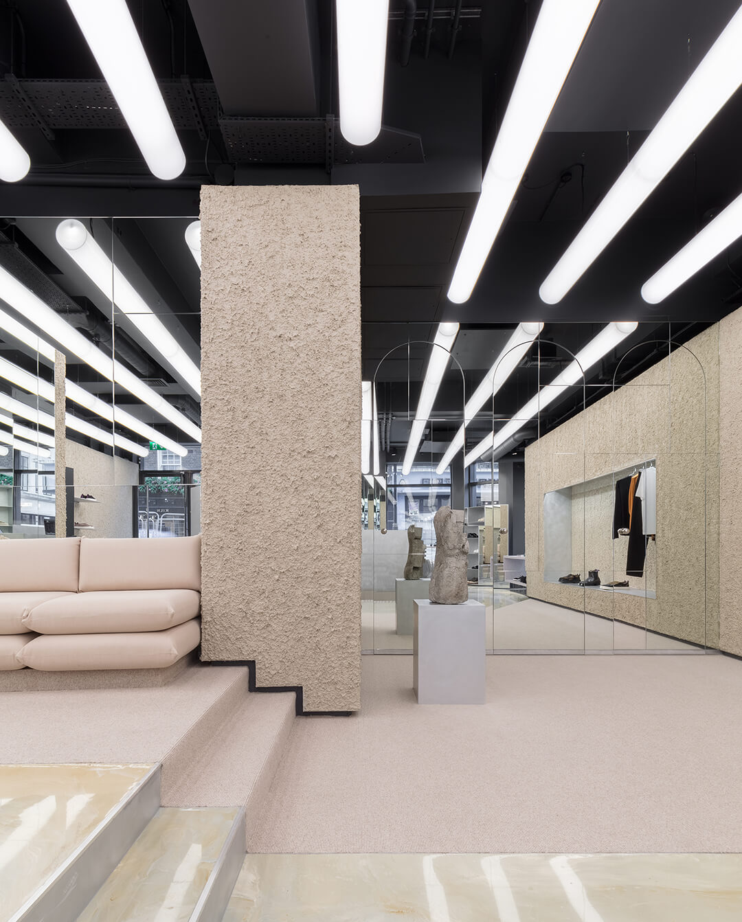 伦敦 Eytys 店铺 | 现代斯堪的纳维亚风混搭米亚克现实主义-3