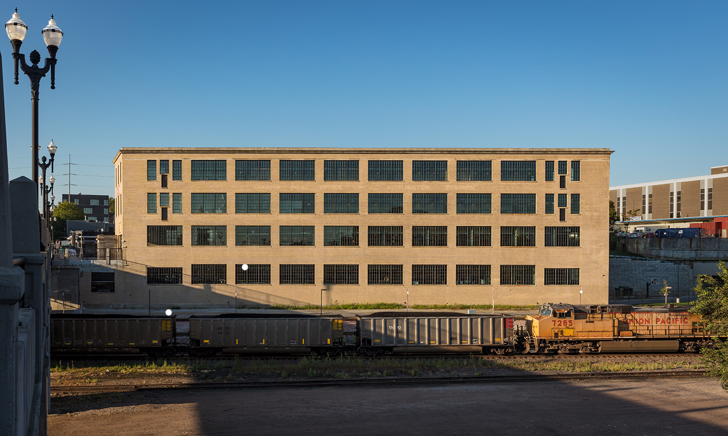 Warren Distribution 总部-10