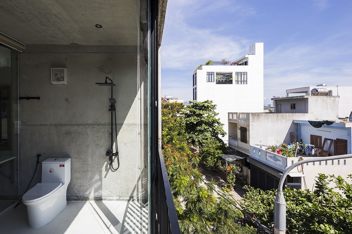 越南海滨四层混凝土住宅-43