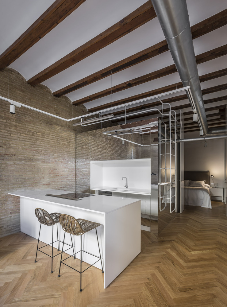 Magnificent Remodeling of a Temporary Rental Apartment in Valencia, Spain-3