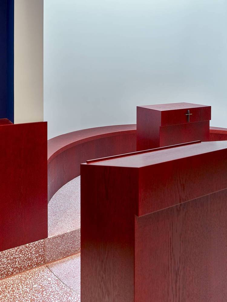 瑞士庭院建筑设计 | St Peter & Paul Courthouse-29