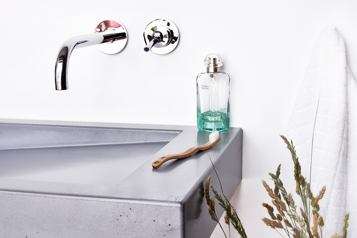 轻质抗压,打造极简洗漱空间-21