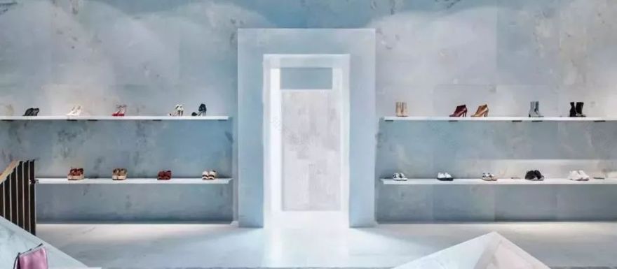 香奈儿“老佛爷”卡尔·拉格斐的室内设计魅力-32