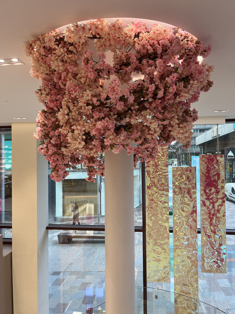 Gala Perfumeries新旗舰店丨安道尔安道尔城丨Gala Perfumeries团队与HMY合作-20