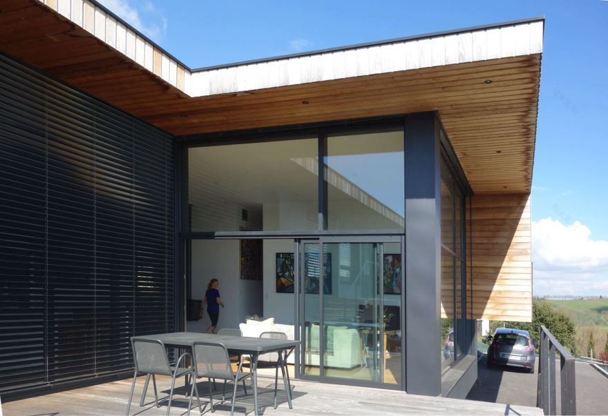 法国南部山间 M House,自然景观与建筑完美融合-19