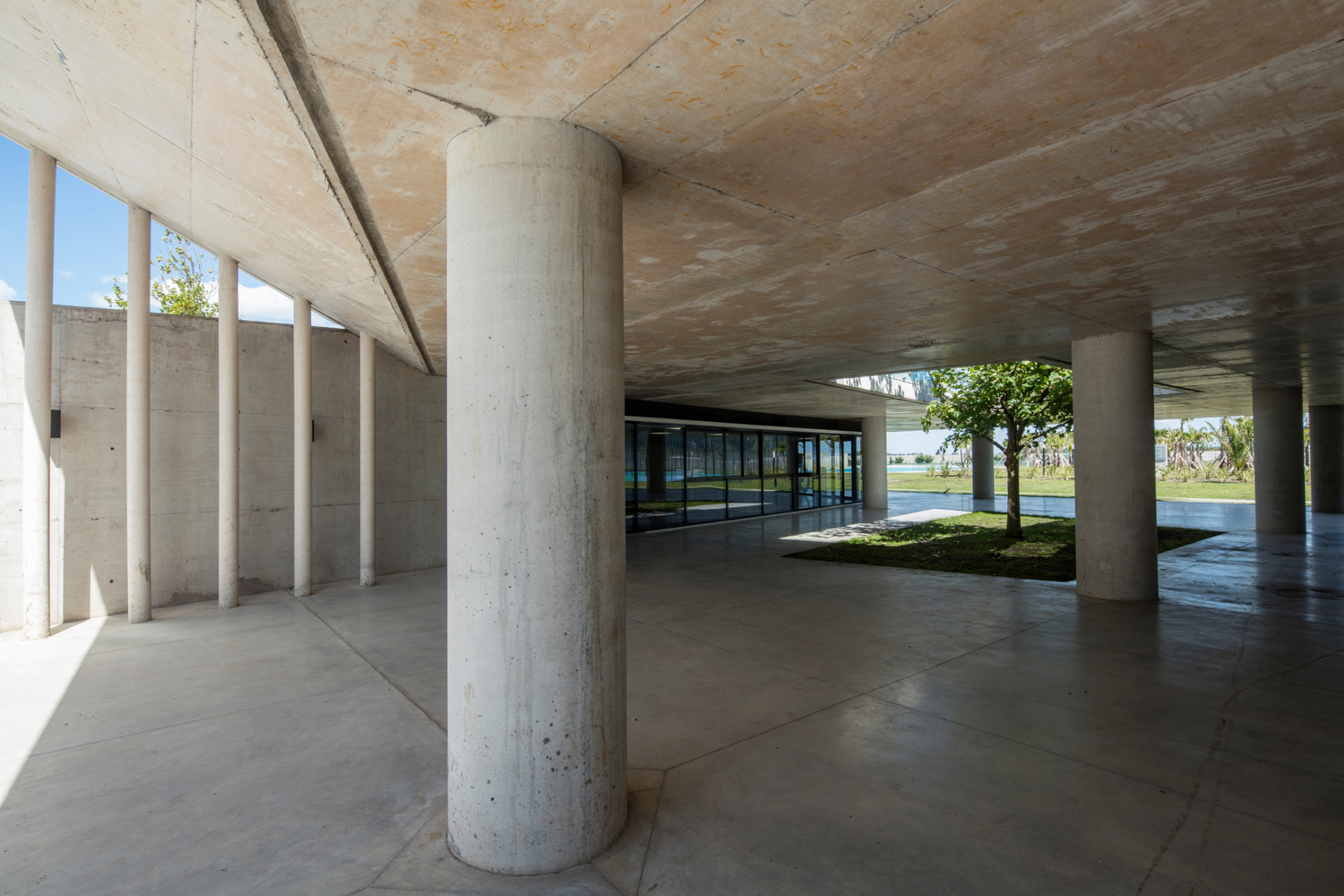 融合景观的圣克拉拉公园 Pavilion in Parque Santa Clara-46