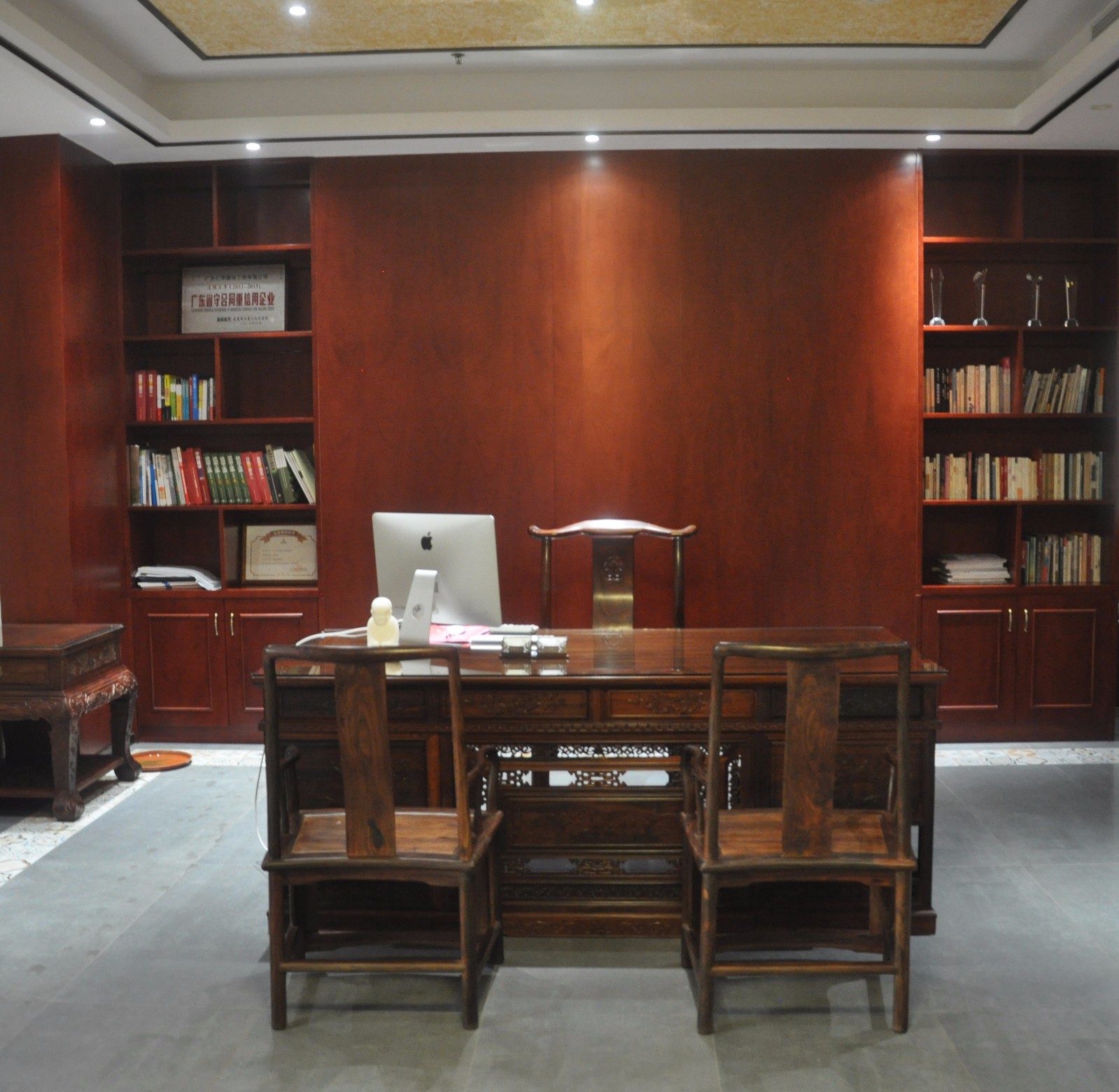 东莞仁华建设办公室设计-8