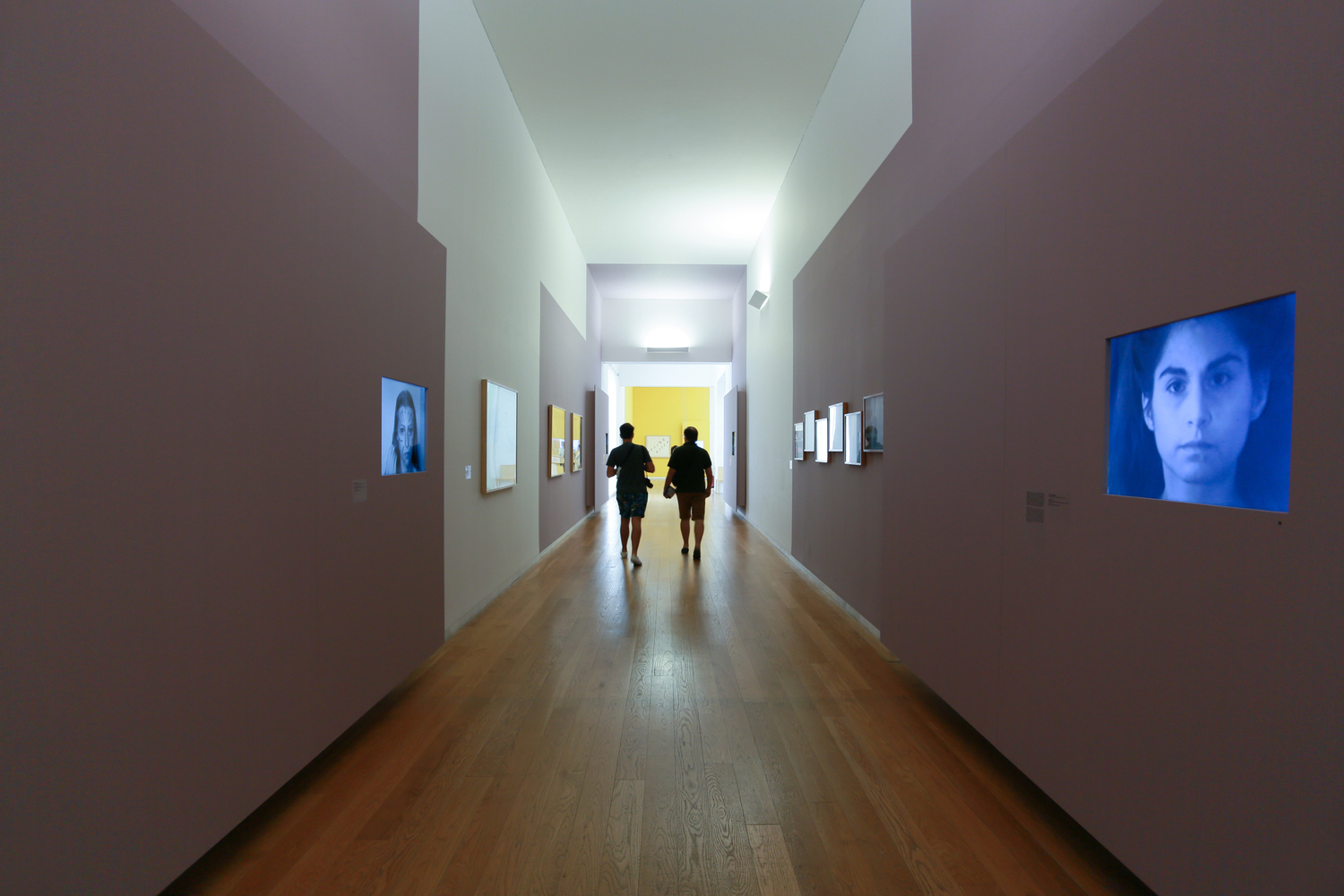 色彩之舞 · 西扎的 Serralves 藏品展-102