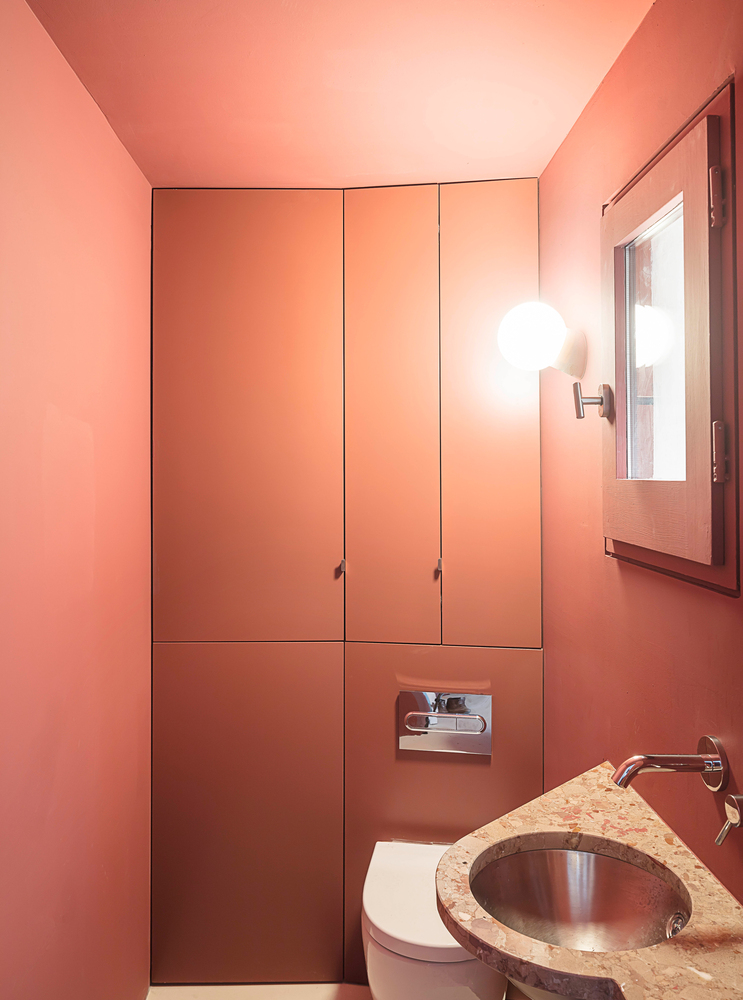 巴塞罗那“Loft not Loft”翻新 | 曲线家具打造灵动空间-28