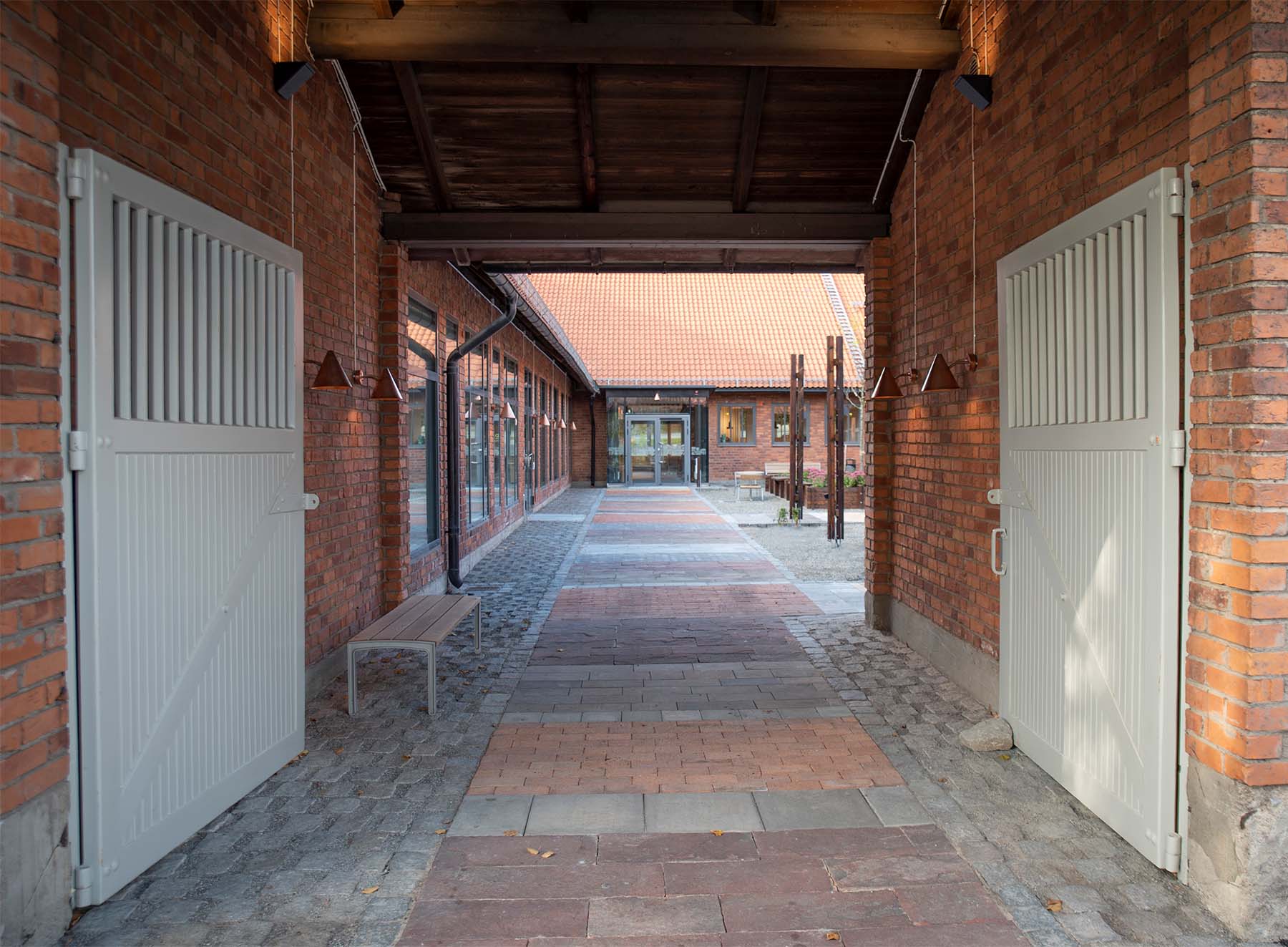 克拉夫特里凯特乡村建筑事务所（注：由于Kräftriket 可能是特定名称，这里按音译处理，若有更准确背景信息可进一步优化；LAND 根据语境推测可能是乡村的意思，Arkitektur 常见为建筑、建筑学，这里连起来作建筑事务所理解 ） 丨瑞典斯德哥尔摩丨LAND Arkitektur,Marge arkitekter-18