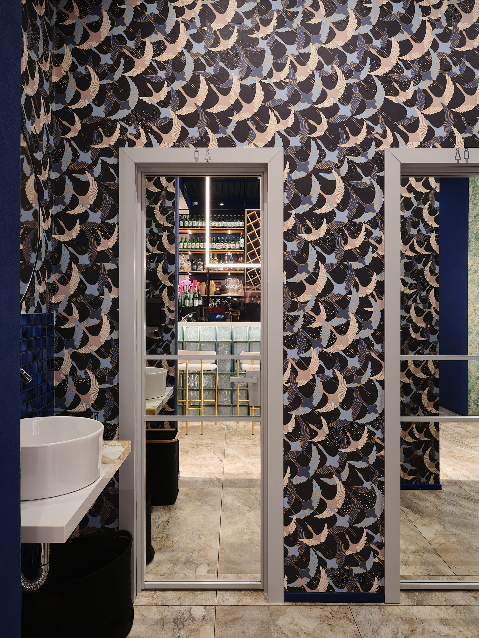 Restaurant. Realization-11