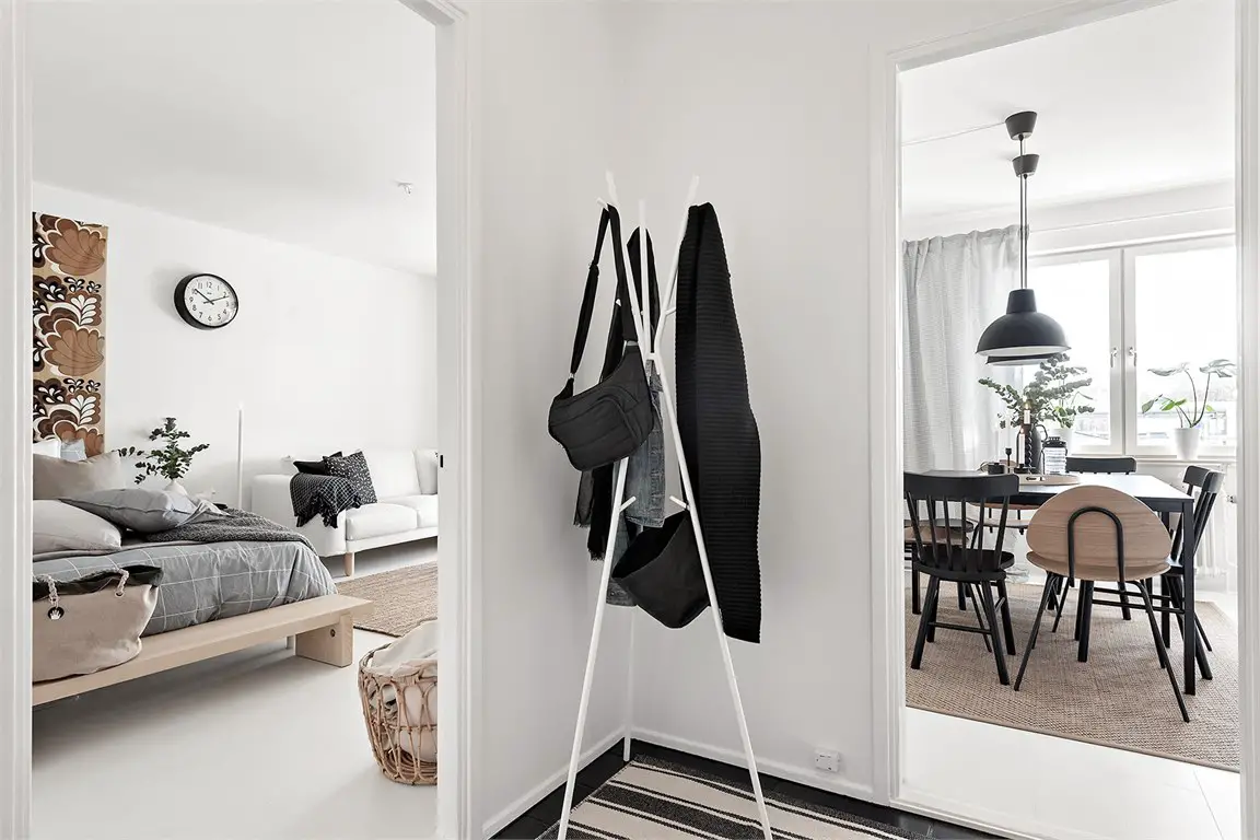 小空间大变身 | 瑞典清新风格公寓的装饰秘密-13