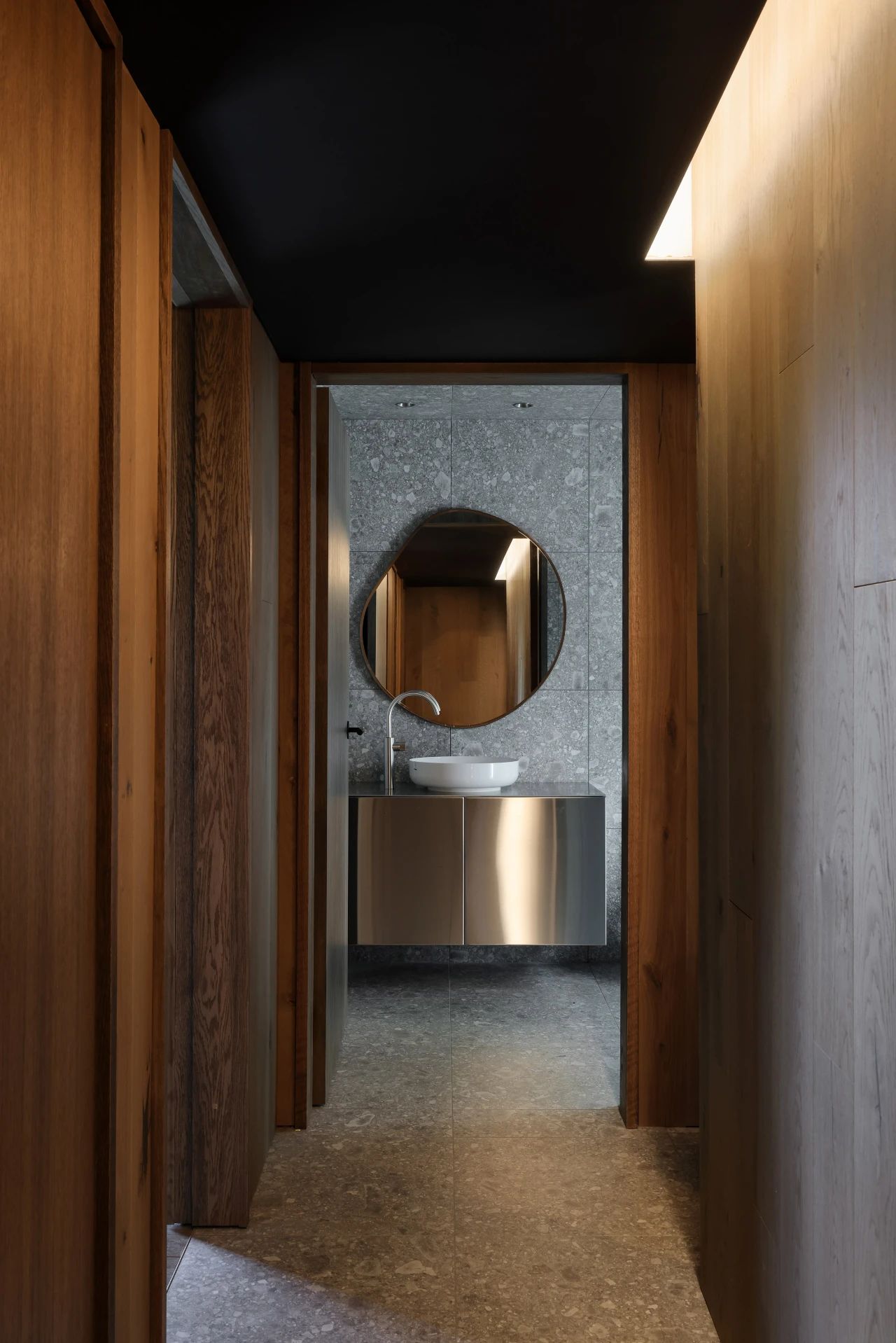 升高的座舱丨加拿大丨Omar Gandhi Architects-26