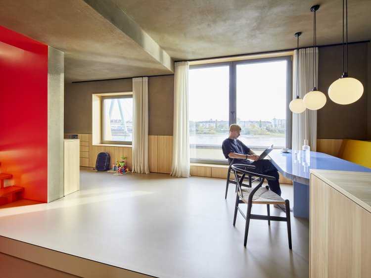 LOFT M（历史海关大楼三层加建住宅改造）丨德国科隆丨科隆DIIIP规划事务所-18