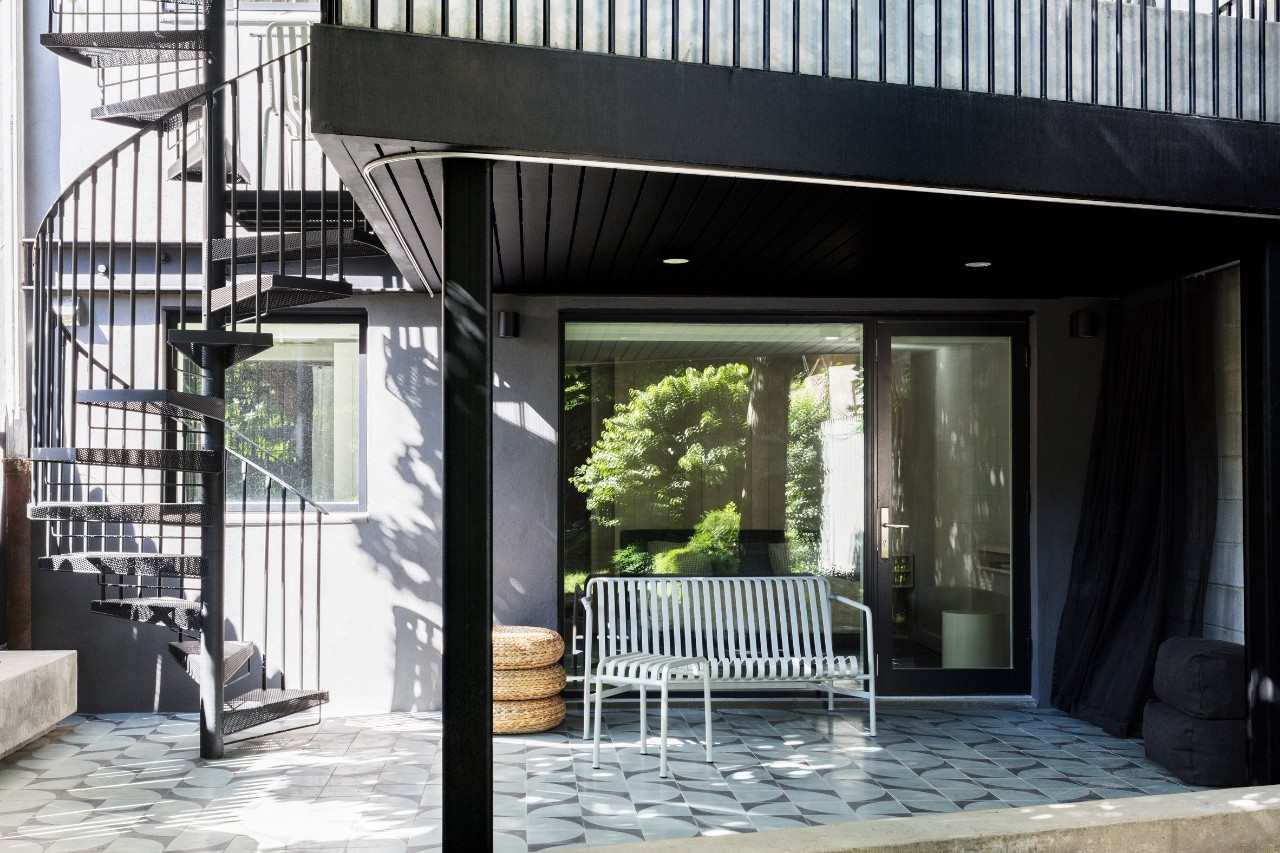 布鲁克林联排别墅 | “外向”顶层社交区、“内向”底层私人领域-8