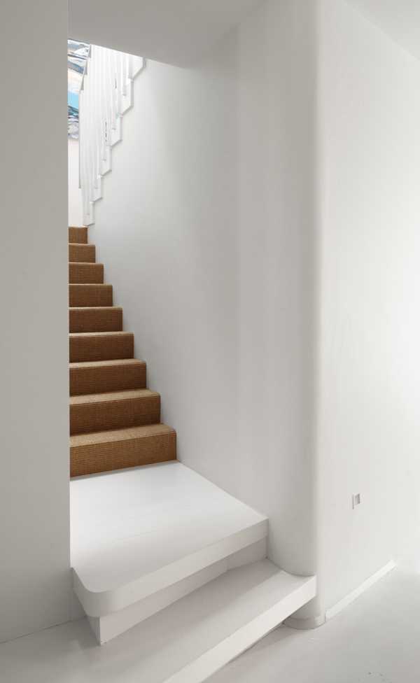 悉尼阳光小镇屋 | 设计师 Heidi Correa 的明亮改造-7