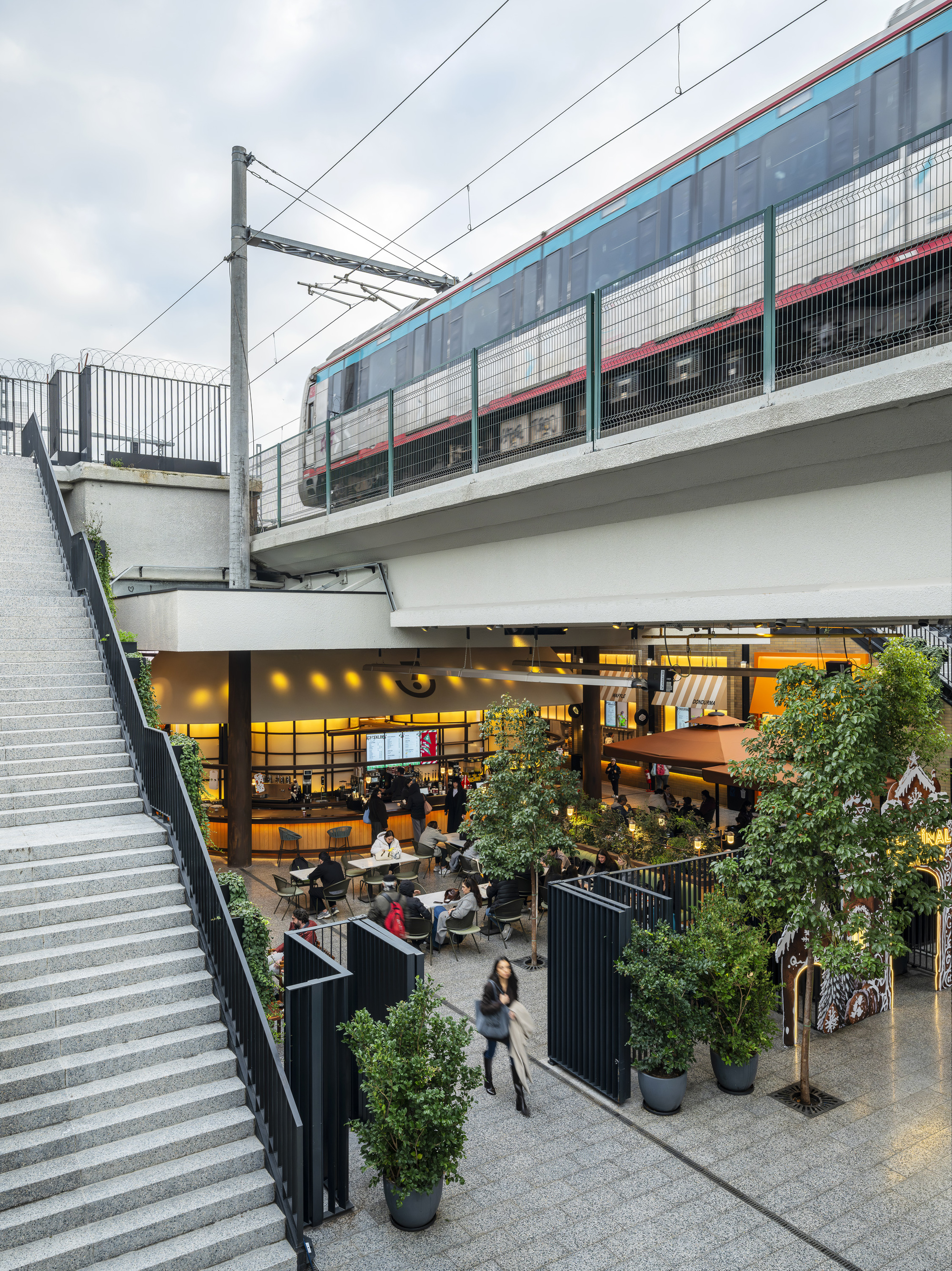 卡德柯伊码头丨土耳其伊斯坦布尔-25