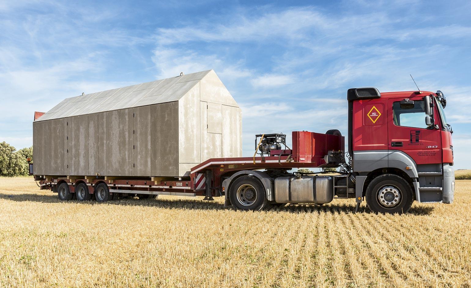 nomadic living homes worldwide taschen book-13