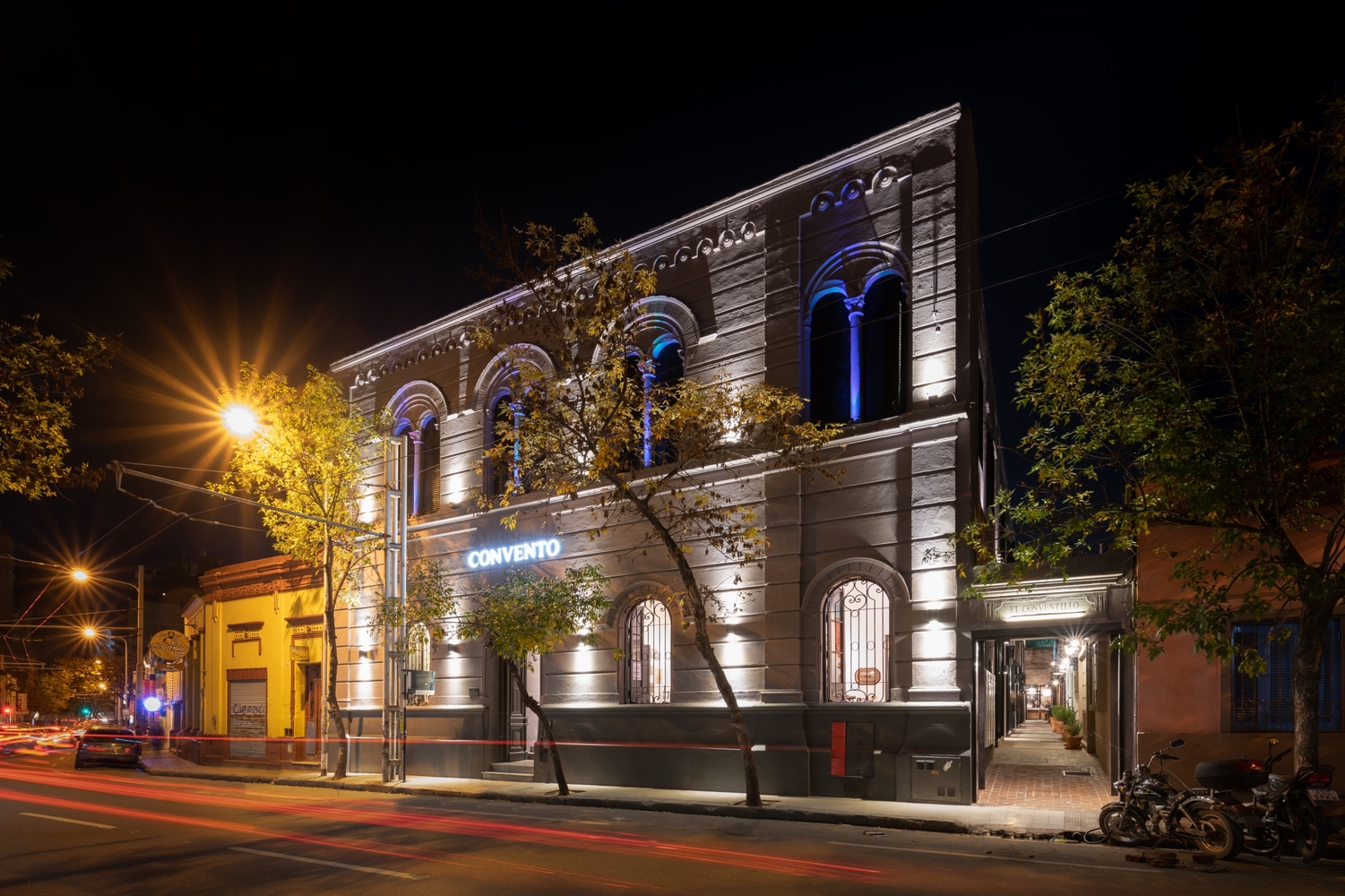 阿根廷百年修道院改造的购物中心-72